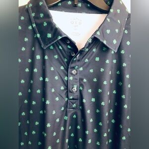 NWOT  QED STYLE Polo Golf Shirt  W/ Shamrocks Size XL Retail $100+